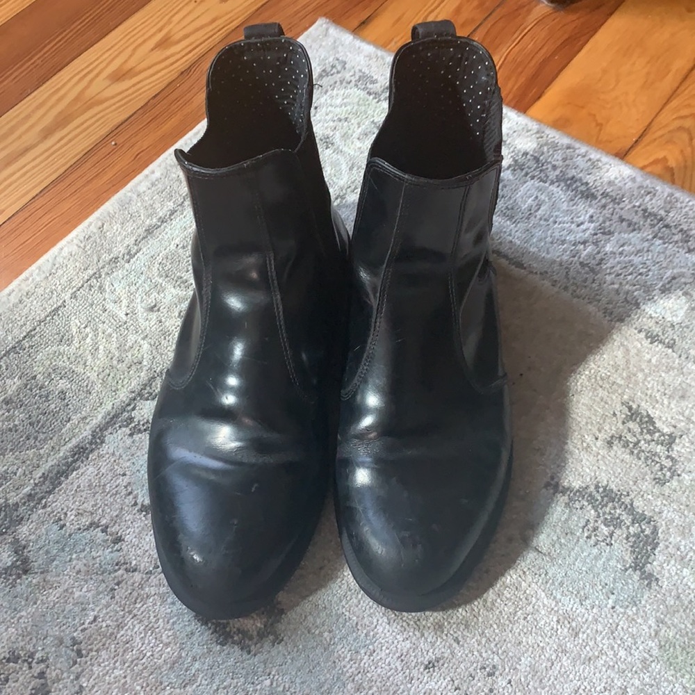 COPY - Doc Marten Flora Chelsea Boots